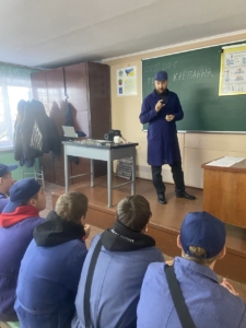 Відкритий урок виробничого навчання на тему «Клепання металу»