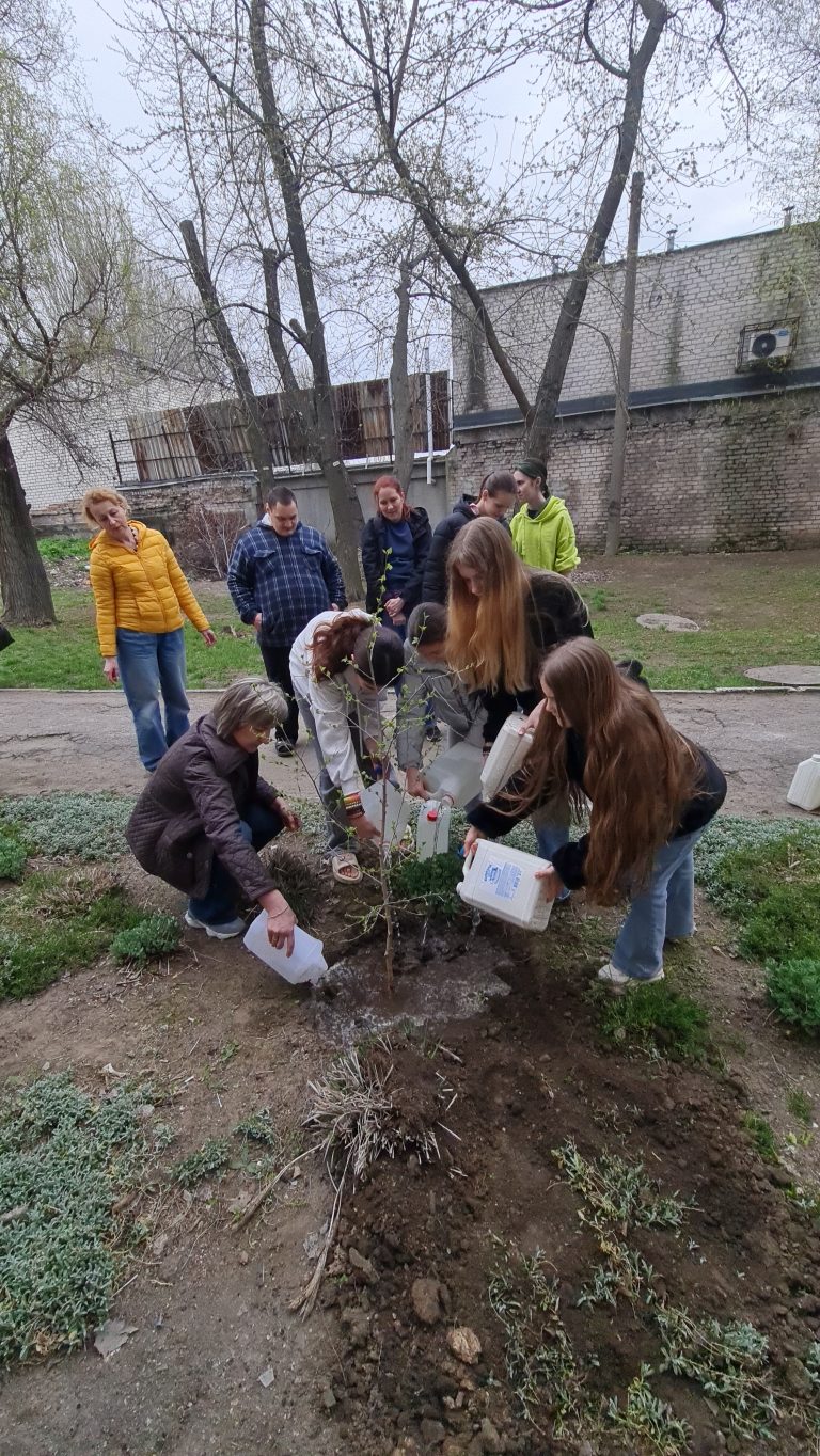 ВЕСНЯНА ТОЛОКА У ДНЗ «ЗАПОРІЗЬКИЙ ПРОМИСЛОВИЙ ЦПТО»