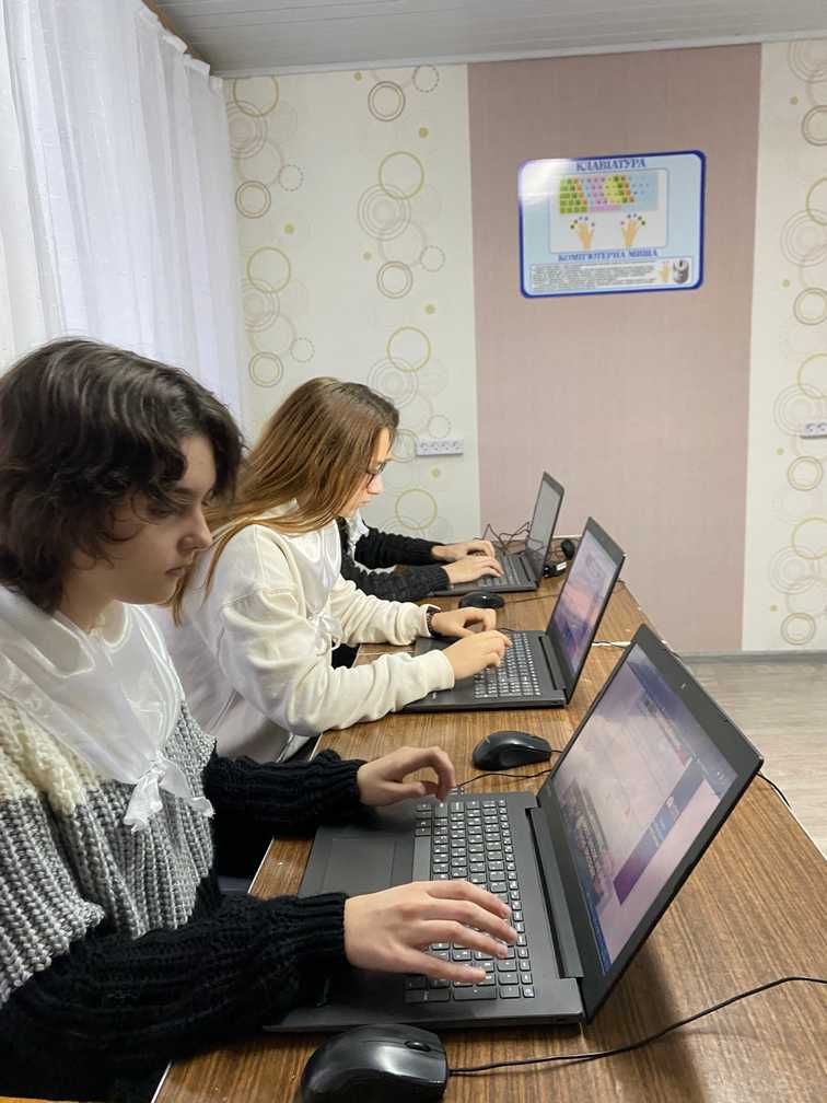 Оператор комп’ютерного набору