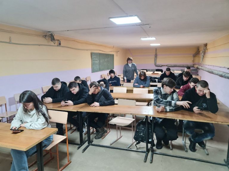 Вогнепальна зброя-не забава.